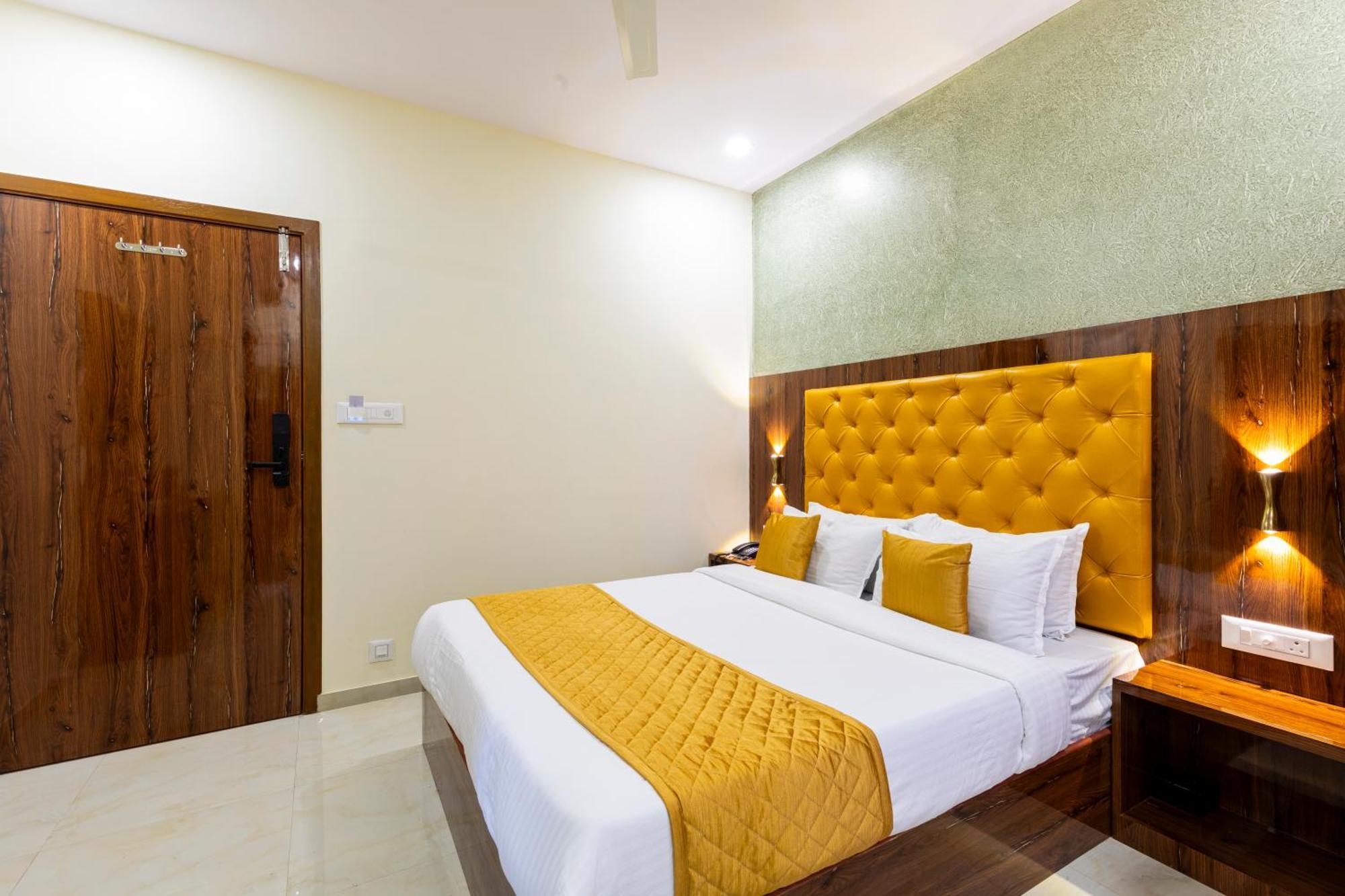 Hotel New Imperial Mumbai Bagian luar foto