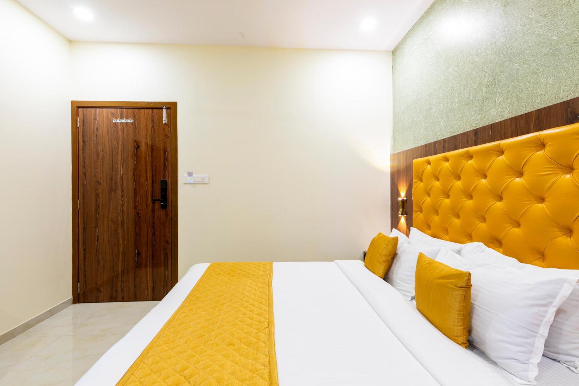 Hotel New Imperial Mumbai Bagian luar foto