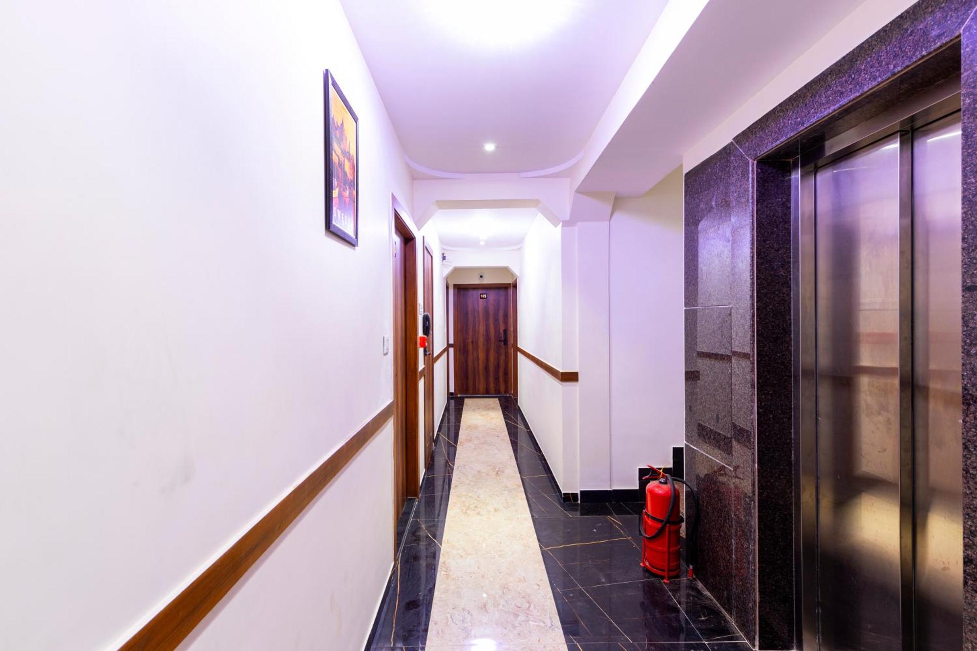 Hotel New Imperial Mumbai Bagian luar foto