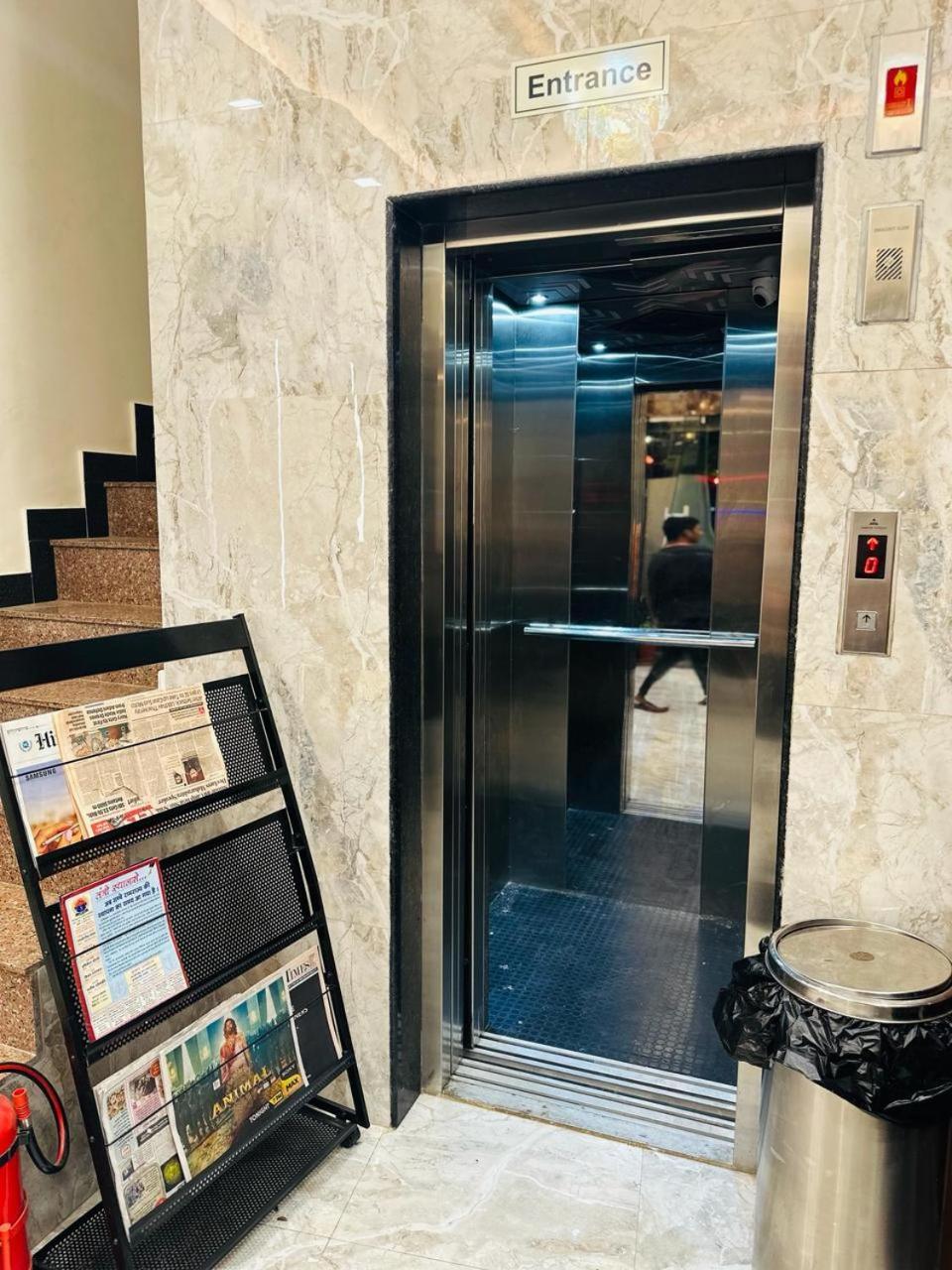 Hotel New Imperial Mumbai Bagian luar foto